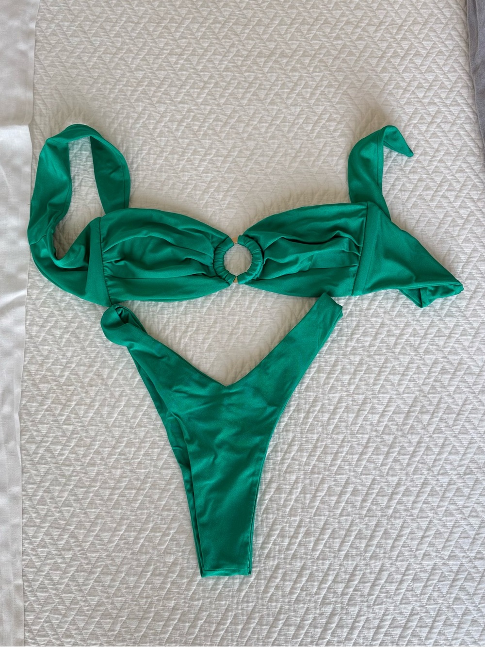 Kulani Kinis • Medium Large Set • green cheeky bandeau bikini • M top • L bottom